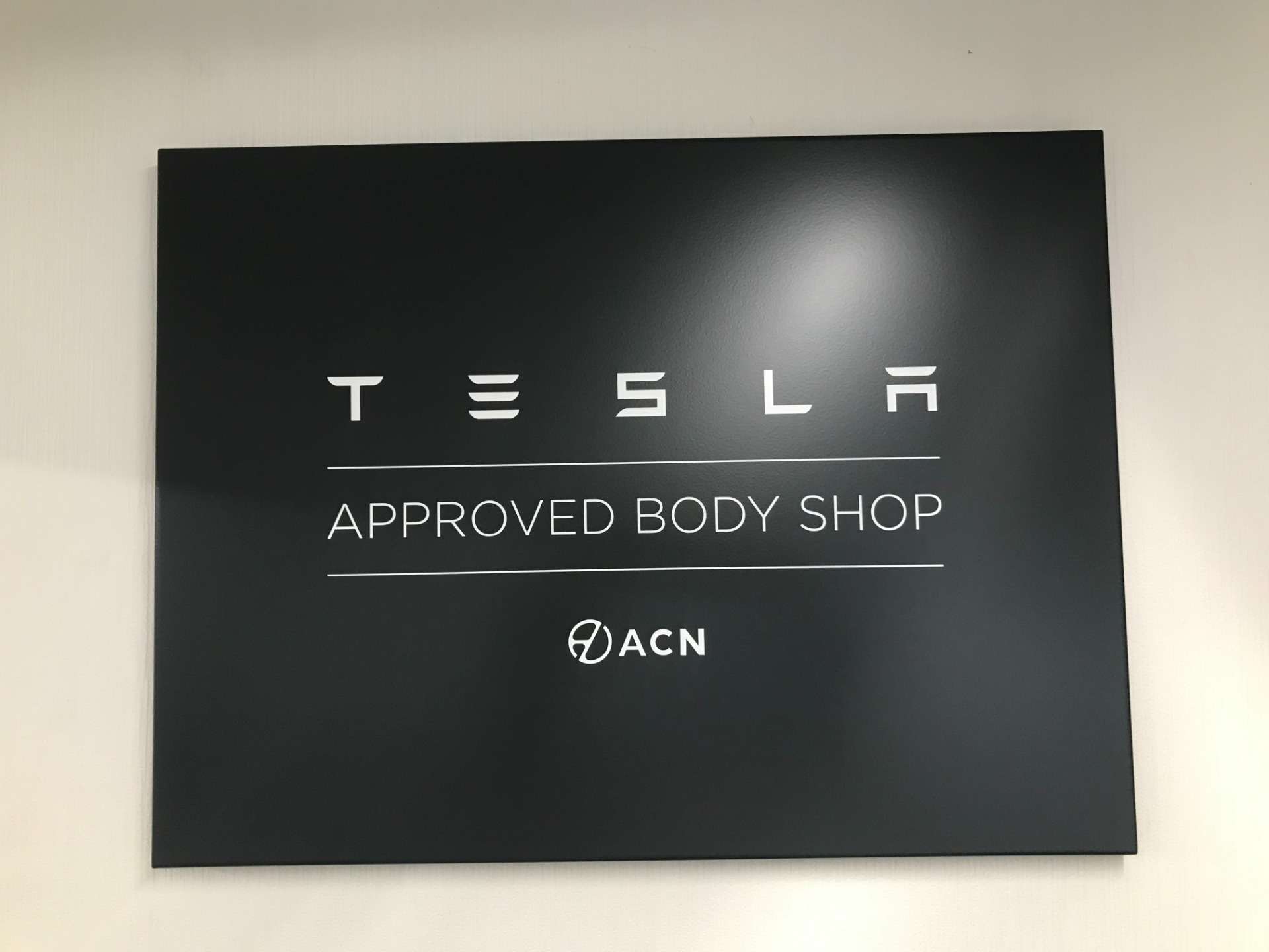 【Tesra Approved Body Shop】から12ヶ月点検のご案内
